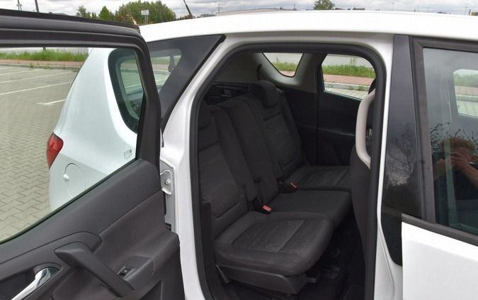 Opel Meriva cena 24899 przebieg: 174000, rok produkcji 2016 z Krasnystaw małe 407